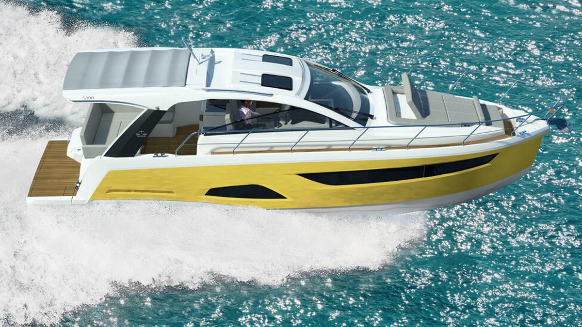 Sealine S390