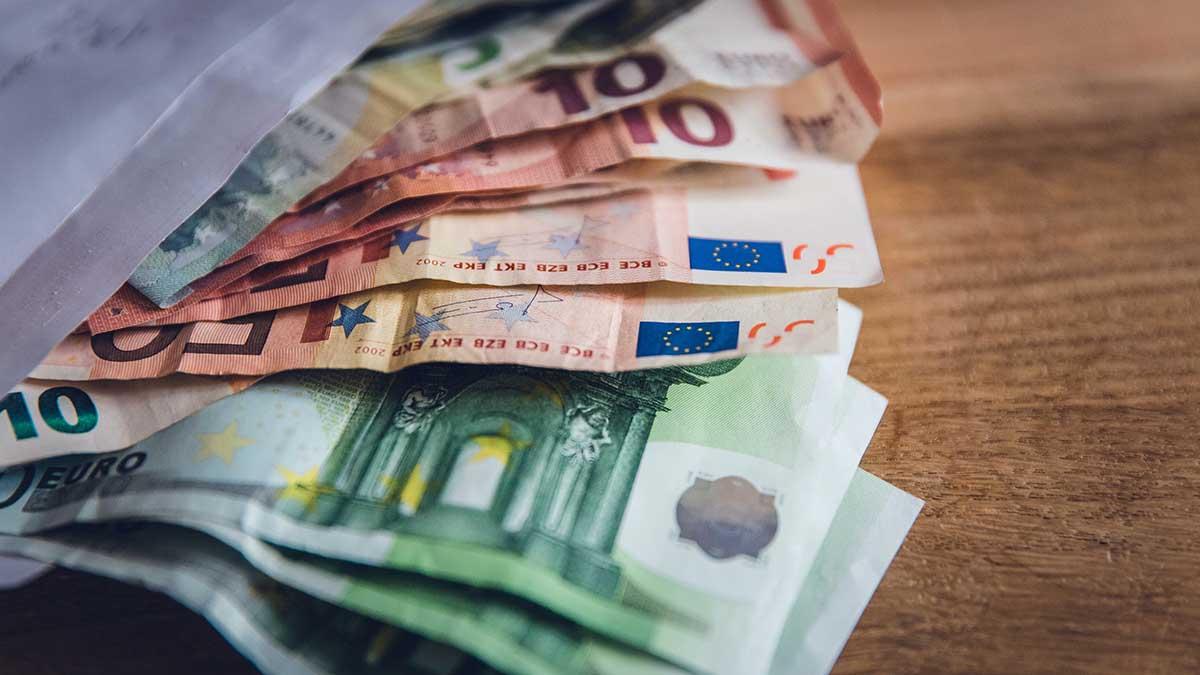 Euroländerna upplever den högsta inflationen på 28 år.