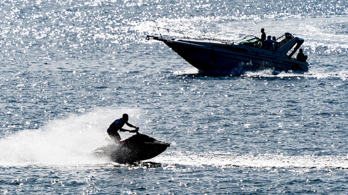 motorbåt