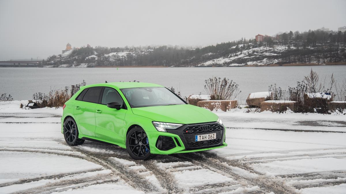Audi RS3 snett framifrån