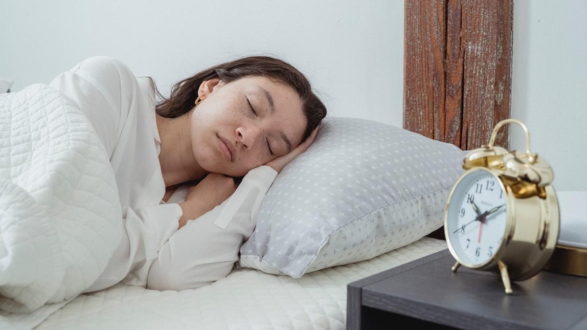 Är du fortfarande trött när klockan ringer på morgonen, fast du sovit tillräckligt länge? Det kan bero på flera olika saker.