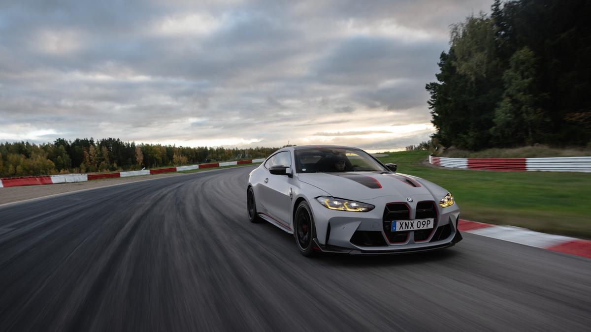 BMW M4 CSL