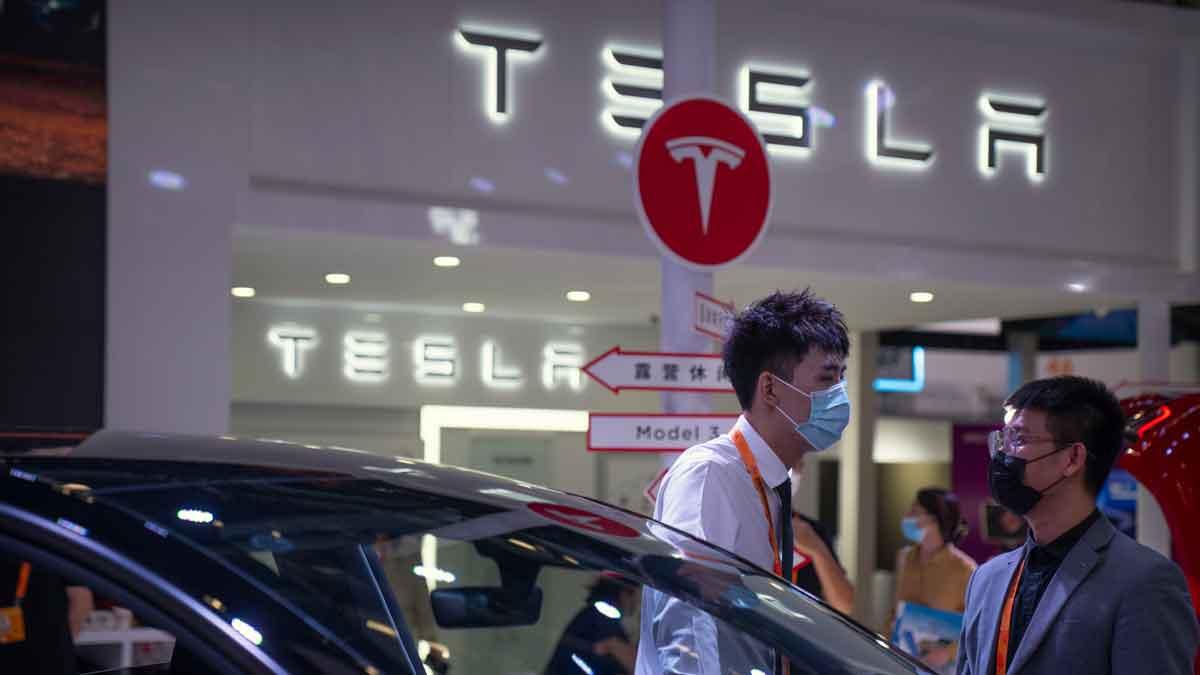 Tesla Kina