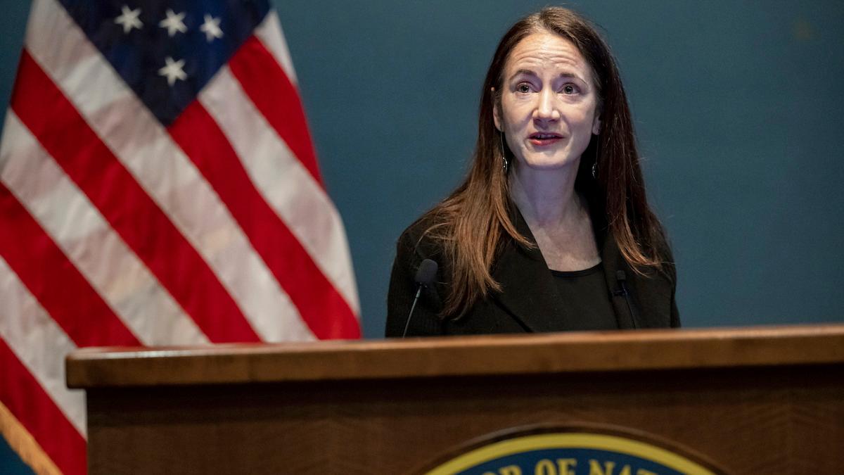 Enligt USA:s nationella underrättelsechef, Avril Haines, har Ryssland sökt hjälp med ammunition från andra länder