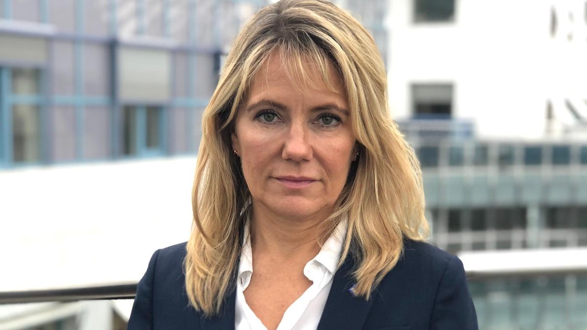 Charlotte Svensson, CIO på SAS, menar att många handskas lite vårdslöst med ordet AI och talar om det utan att riktigt verka veta vad det är. 