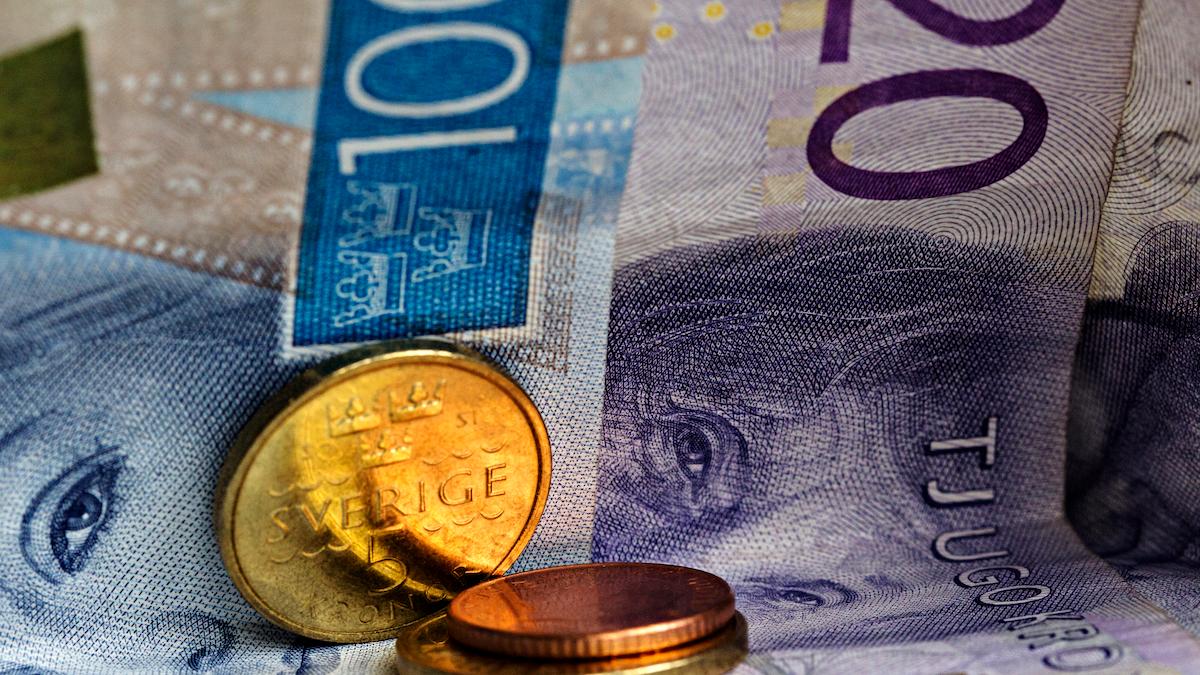 Tuff tid för svenska kronan: "Svårt att se botten"