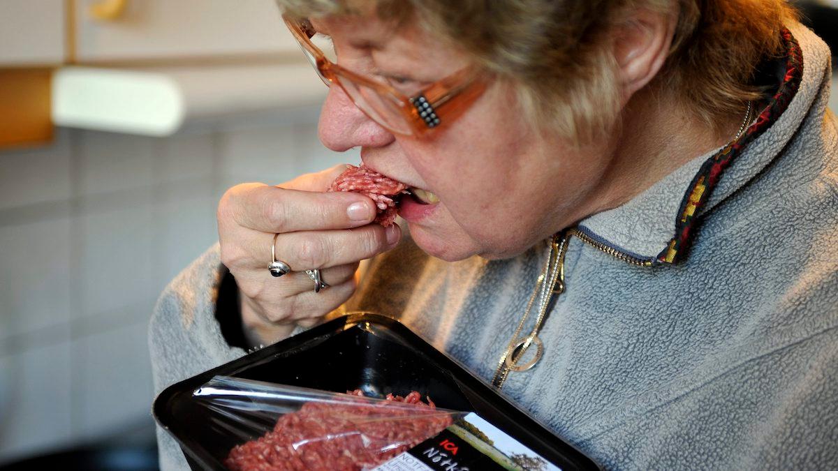 Många som förlorade lukt- och smaksinnet efter covid-19 har inte fått tillbaka dessa sinnen