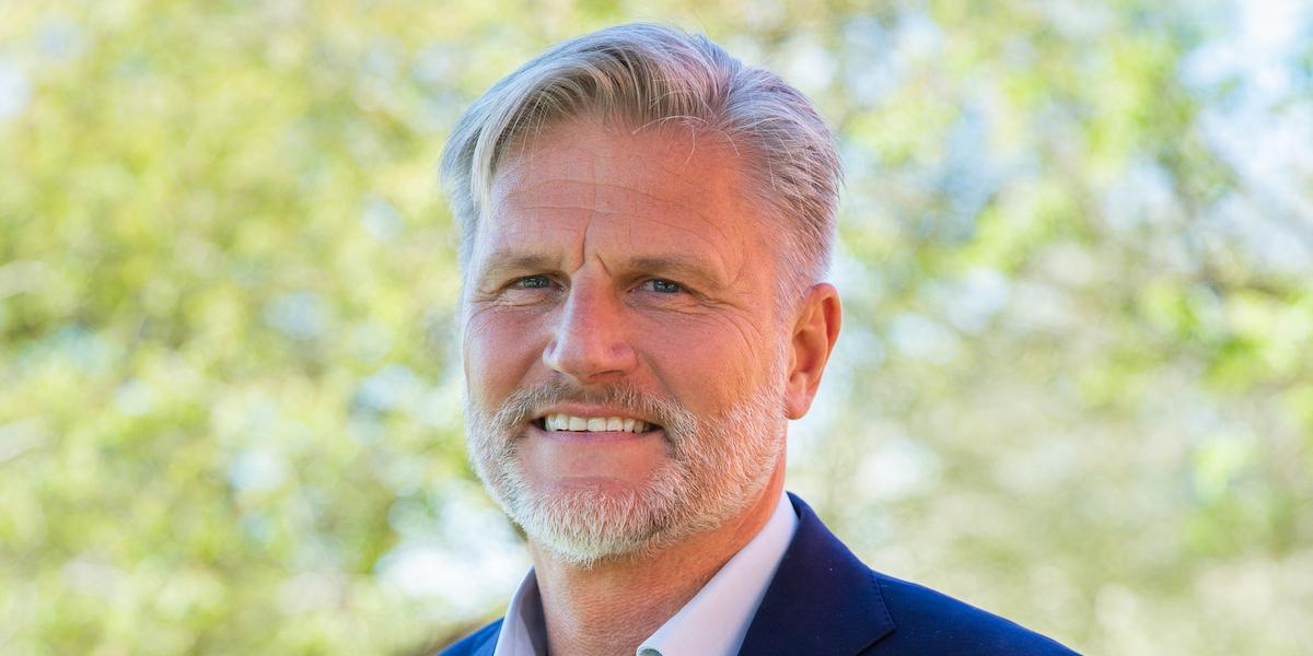 Protos Thomas Östlund