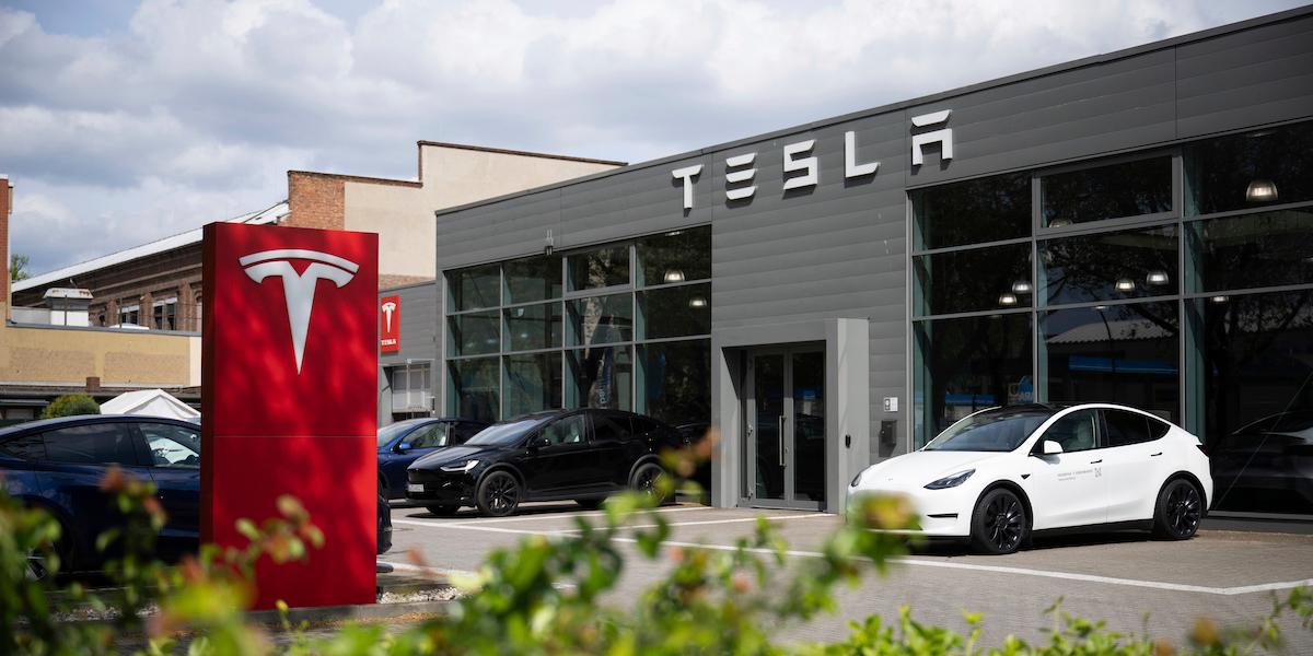 Kan Teslas självkörande bil verkligen köra själv?