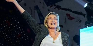 Le Pen har nyligen sagt att hon vill samarbeta med Meloni för att ta tillbaka kontrollen över EU-politiken