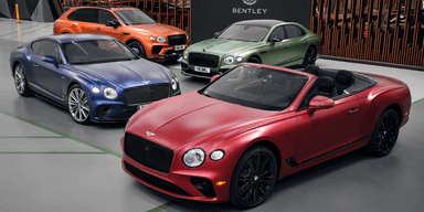 Bentley erbjuder nu satin-finish på några av deras bilar. Det är en matt och mjuk färg som andas lys. (Foto: Bentley)