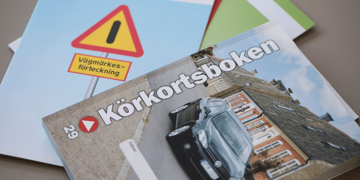 Ha koll på dina rättigheter när du väljer körskola. (Foto: TT)
