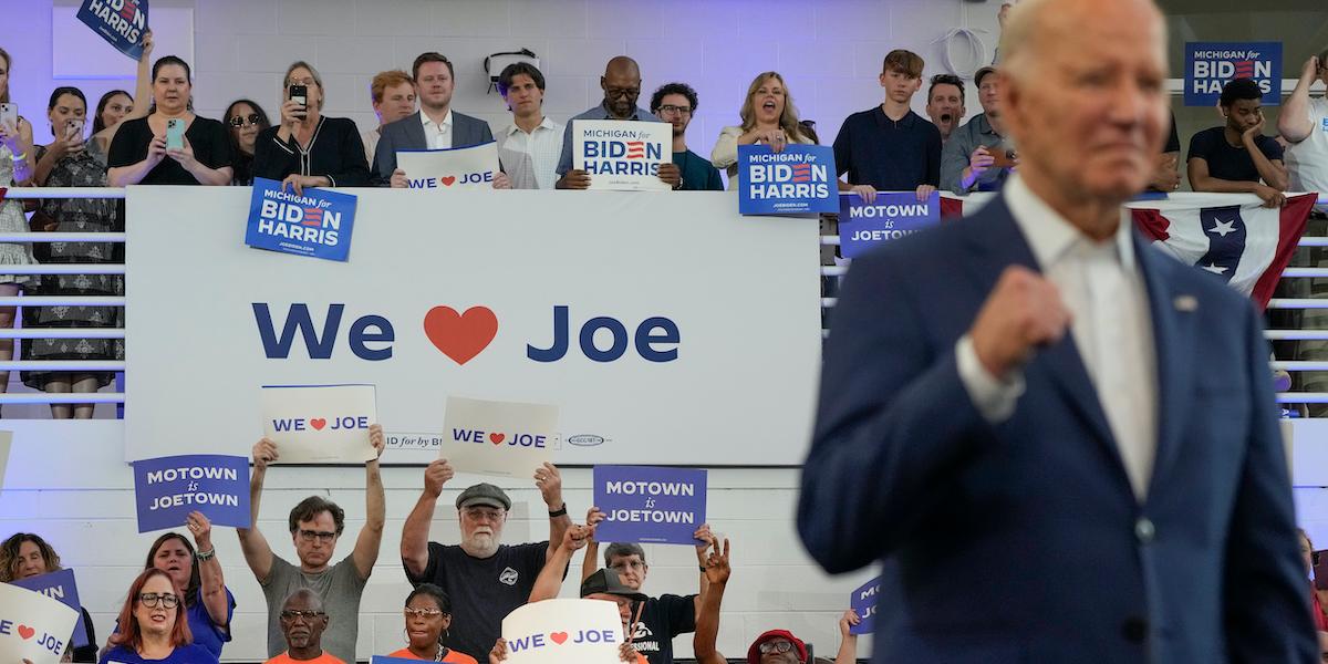 Biden talade till en jublande publik under fredagen