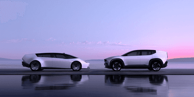 Nos mot nos. De båda modellerna. (Foto: Honda)
