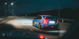 Körning i mörker: Därför bländas du allt oftare av mötande bilar