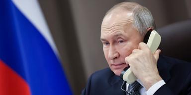 Putin börjar bli desperat när kassan sinar i Ryssland.