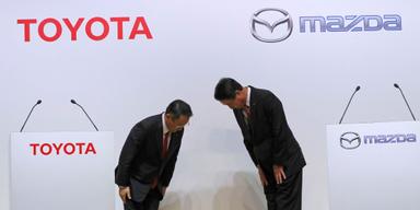 Toyota och Honda är två aktier på Asienbörserna som faller efter Trumps nya biltullar.