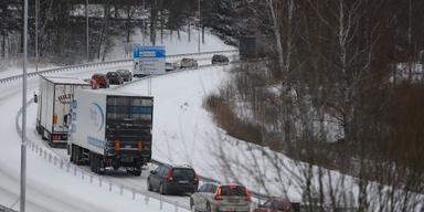 Riksväg 40 kan byggas ut till motorväg – politiker och myndigheter kraftsamlar för att lyfta hela sträckan till motorvägsstandard.(Foto: Adam Ihse / TT)