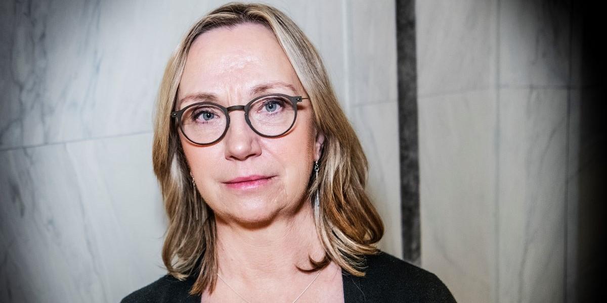 Christina Nyman är Handelsbankens chefsekonom. Hon tror på två räntesänkningar på kommande riksbanksmöten enligt en ny prognos.