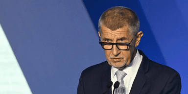 Tjeckiens forne premiärminister Andrej Babis vid ett möte i Ungern