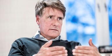 Finansmannen Christer Gardells aktie petas ur Swedbanks fokusportfölj.