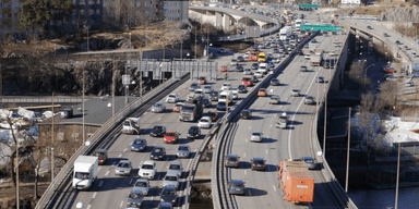 Sveriges bilflotta blir allt äldre, tyvärr. (Foto: Trafikanalys)