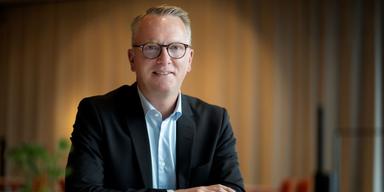 Olle Backman är vd för Vitec som varit en riktig svensk superaktie de senaste decenniet av flera skäl. Men nu ser Swedbank inget köpläge i det korta perspektivet i alla fall enligt en ny analys.