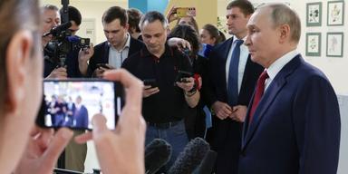 Ryssland pressat men vägrar ge upp Ukraina