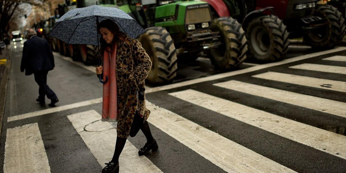 Spanien bötfäller mobilanvändare i trafiken