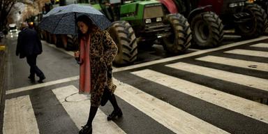 Spanien bötfäller mobilanvändare i trafiken