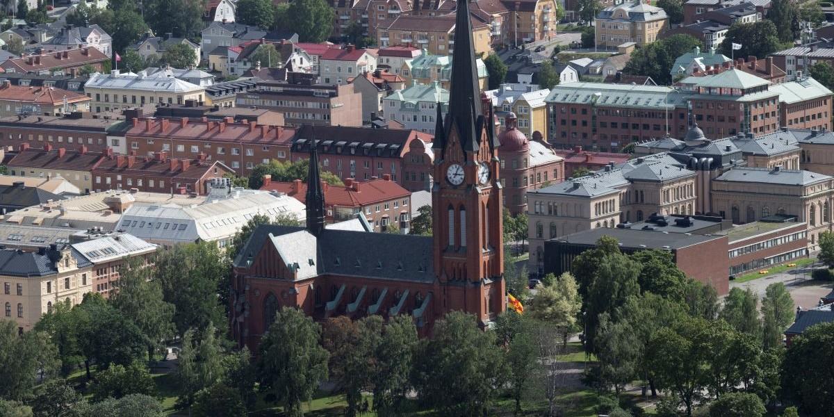 Sju av tio svenska församlingar utsatta för brott