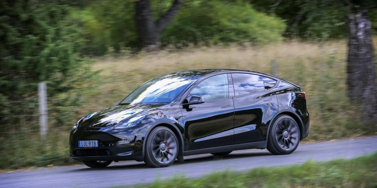 Tvärnit för Tesla i Kina