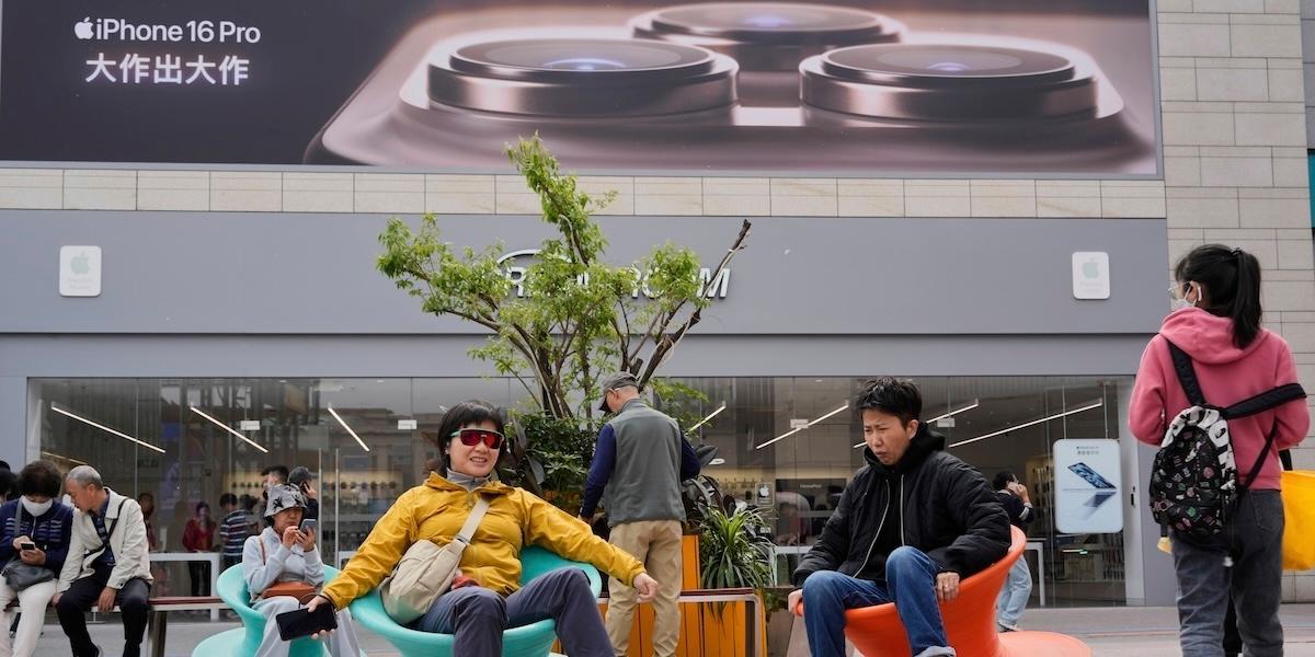 Det blir betydligt lägre tullar för bolag som Apple. Techjättarna är vinnare genom den nya tullpausen.