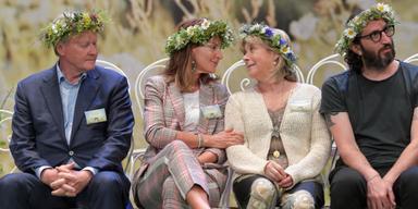 Leif Östling och Maria Borelius, båda till vänster i bild, är några av tidigare års sommarpratare med börs- och finanskoppling. I år är det dock färre näringslivsprofiler bland sommarvärdarna.