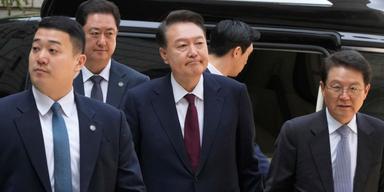 Splittrat Sydkorea går till val