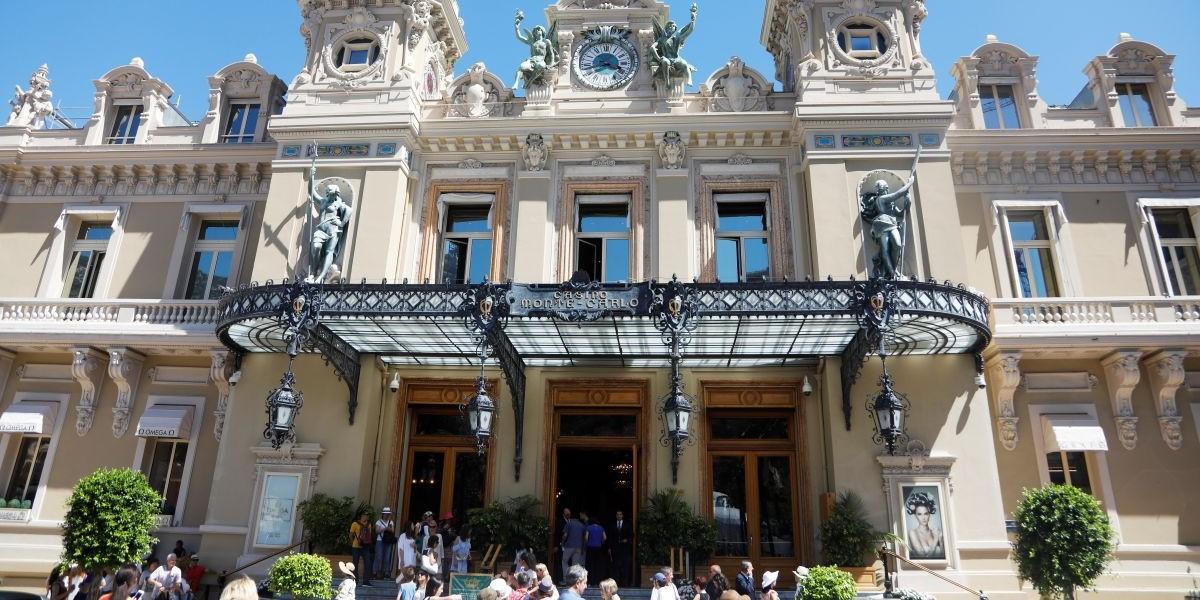 Monaco svartlistas av EU