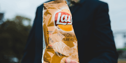 De äter 10 miljarder påsar med chips om året