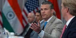 USA fryser vapenleveranser till Ukraina