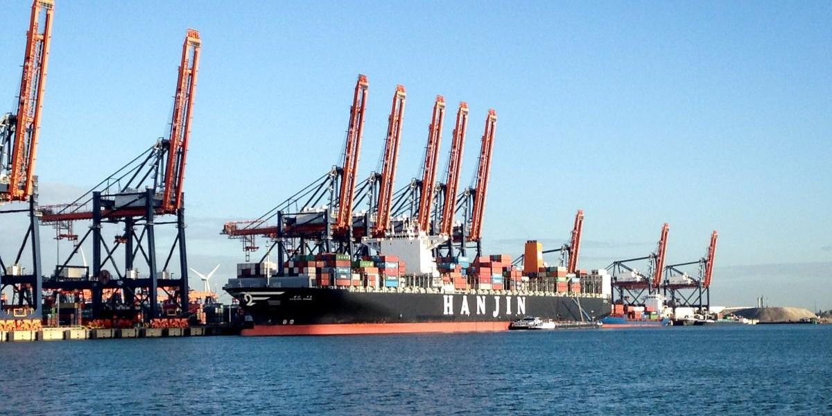 Rotterdams hamn rustar för ett potentiellt krig