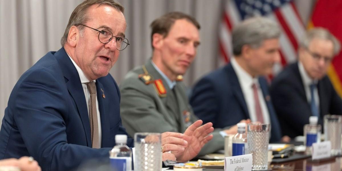 Tyskland vill bromsa takten i USA:s uttåg ur Europa