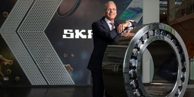 Högre vinst än väntat för SKF som ändå sparkar 1 700