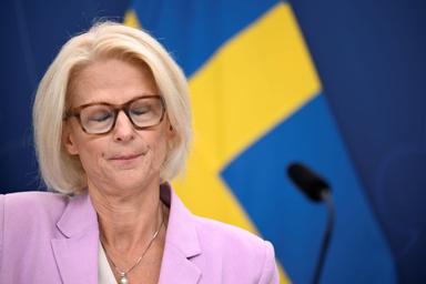 Finansminister Elisabeth Svantesson kan dra in både mer eller mindre pengar på ISK-skatten 2026.