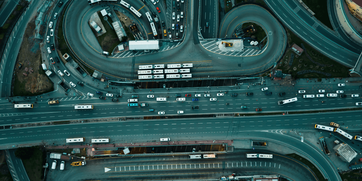 Ingenjörerna har haft det tufft för att få trafiken att flöda. (Foto: Faruk Tokluoğlu For Unsplash+)