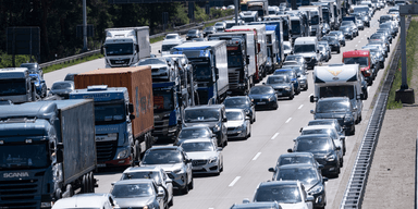 Det är inte alltid det går så fort på Autobahn. (Foto: Peter Steffen/AP/TT)