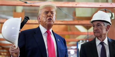 Trump Powell