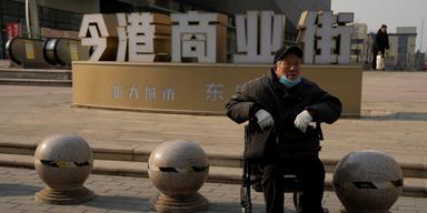 Evergrande avnoteras i Hongkong