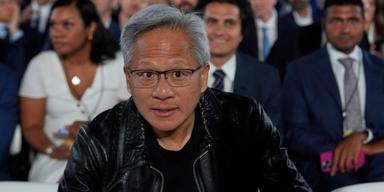 Mycket på bordet för Nvidia:vd:n Jensen Huang.