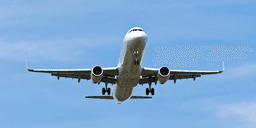 Flygbolagen får plötsligt order om att bjuda på vatten
