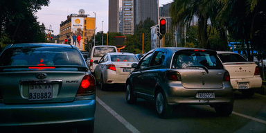 Det här landet är det första i världen att totalförbjuda import av nya bensin- och dieselbilar. (Foto: Abiy Temesgen on Unsplash)