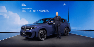 Designchefen Adrian Hooydonk delar med sig av sina tankar kring framtiden. (Foto: BMW)